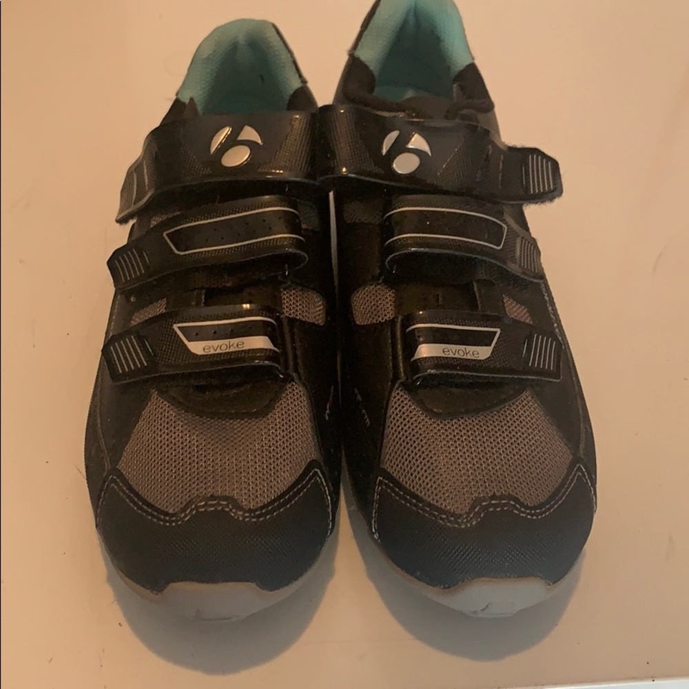 Spin shoes